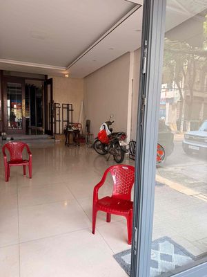 Rent · 5 bd · 175 м² · Quận Hải Châu, ул. Đường Ngô Gia Tự