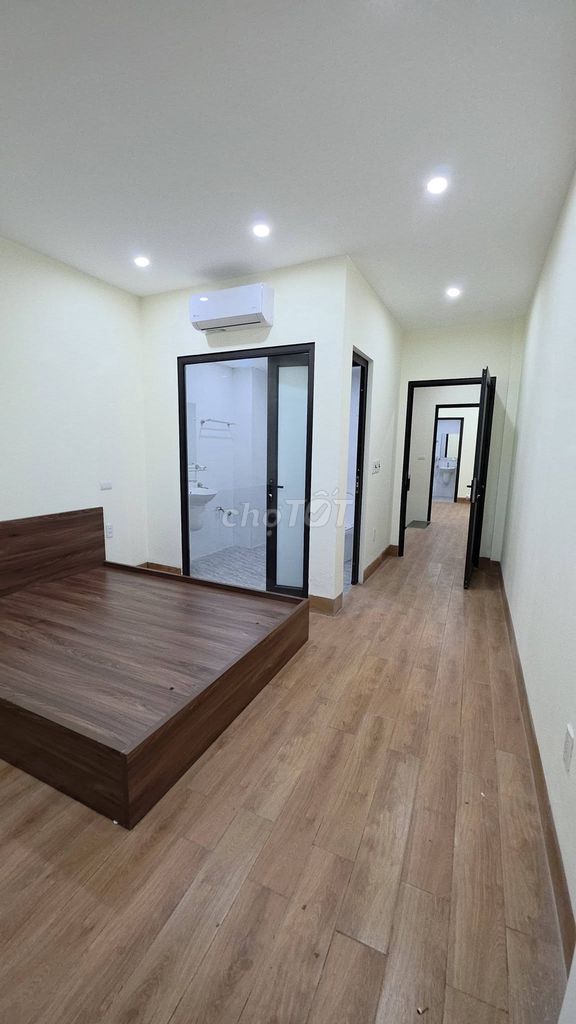 Дом в аренду 50 м2 x 4 этажа, переулок 192 Le Trong Tan, полностью меблированный
