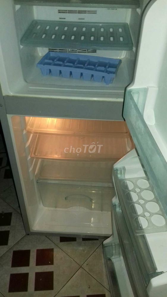 0396330433 - tủ lạnh sanyo aqua 120l nhà dùng