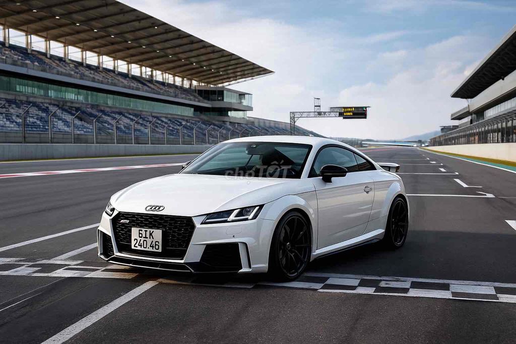 Audi TT 2017  - 22000miles . màu trắng dán kem. Mua bán Ô tô tại Thành phố Thủ Đức Tp Hồ Chí Minh được đăng bởi an nhiên hình 2