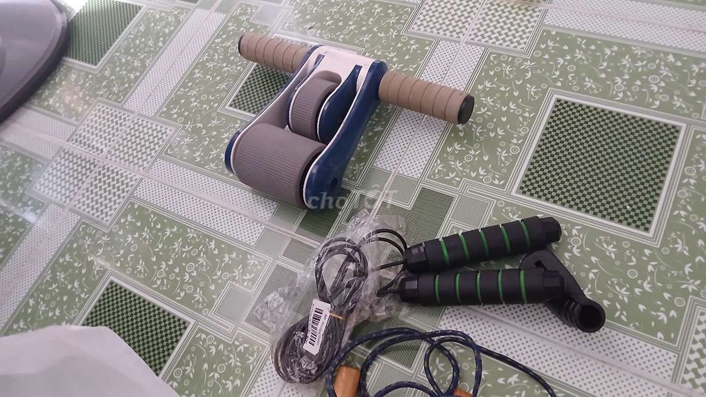 Con lăn tập bụng Ensure kèm dây nhảy. Mua bán Đồ thể thao, Dã ngoại tại Quận 11 Tp Hồ Chí Minh được đăng bởi universe  hình 1