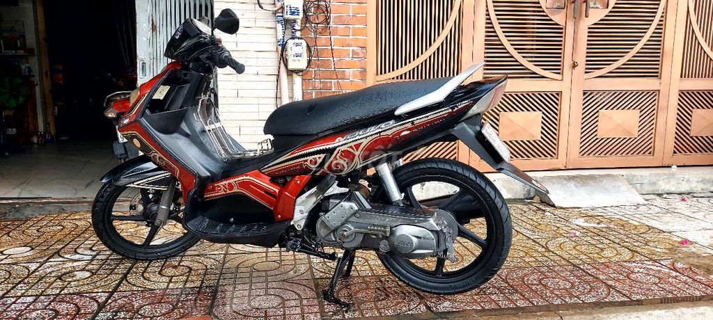 NOUVO 3.2010.Xe Zin,Máy Cực Êm.Đèn,Kèn,Bình Đầy Đủ. Mua bán Xe máy tại Quận Tân Phú Tp Hồ Chí Minh được đăng bởi A Hùng hình 5