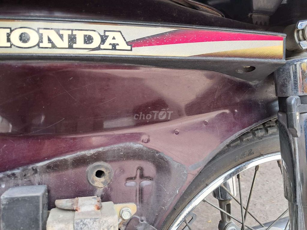 Honda Super Dream màu Nâu Trắng. Mua bán Xe máy tại Quận 8 Tp Hồ Chí Minh được đăng bởi Hùng hình 8