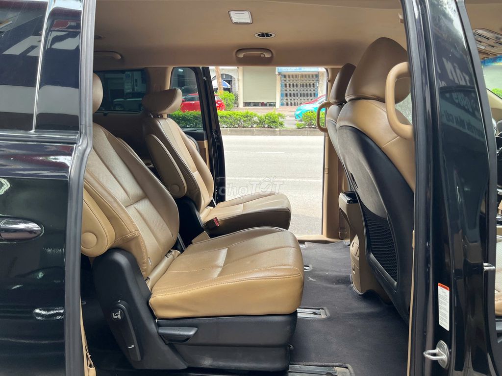 Kia Sedona 2019 2.2 DAT Deluxe - 80000 km. Mua bán Ô tô tại Quận Long Biên Hà Nội được đăng bởi AUTO TÂN HƯNG THỊNH hình 15