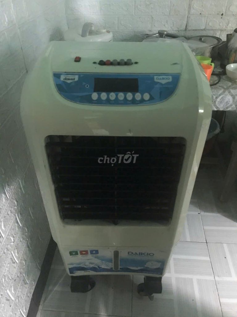Quạt hơi nước giá rẻ. Mua bán Quạt tại Quận Liên Chiểu Đà Nẵng được đăng bởi Nguyễn Nhật hình 1