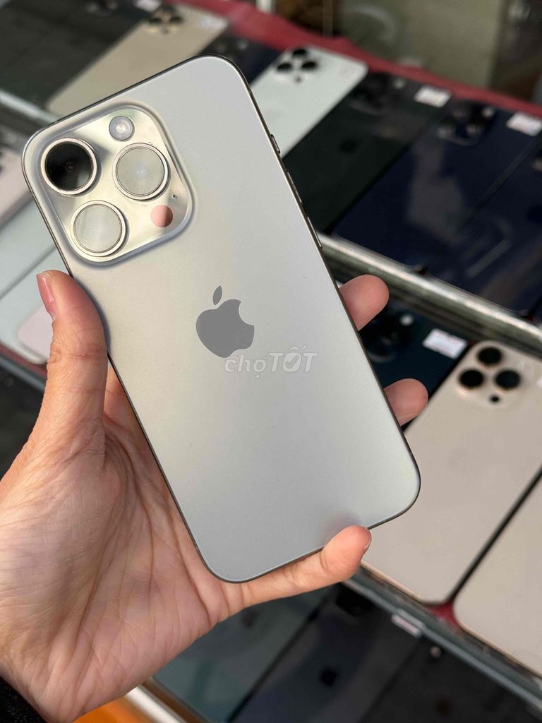 Apple iPhone 15 Pro 1TB Xám. Mua bán Điện thoại tại Thành phố Đà Lạt Lâm Đồng được đăng bởi Thùy Dung hình 1