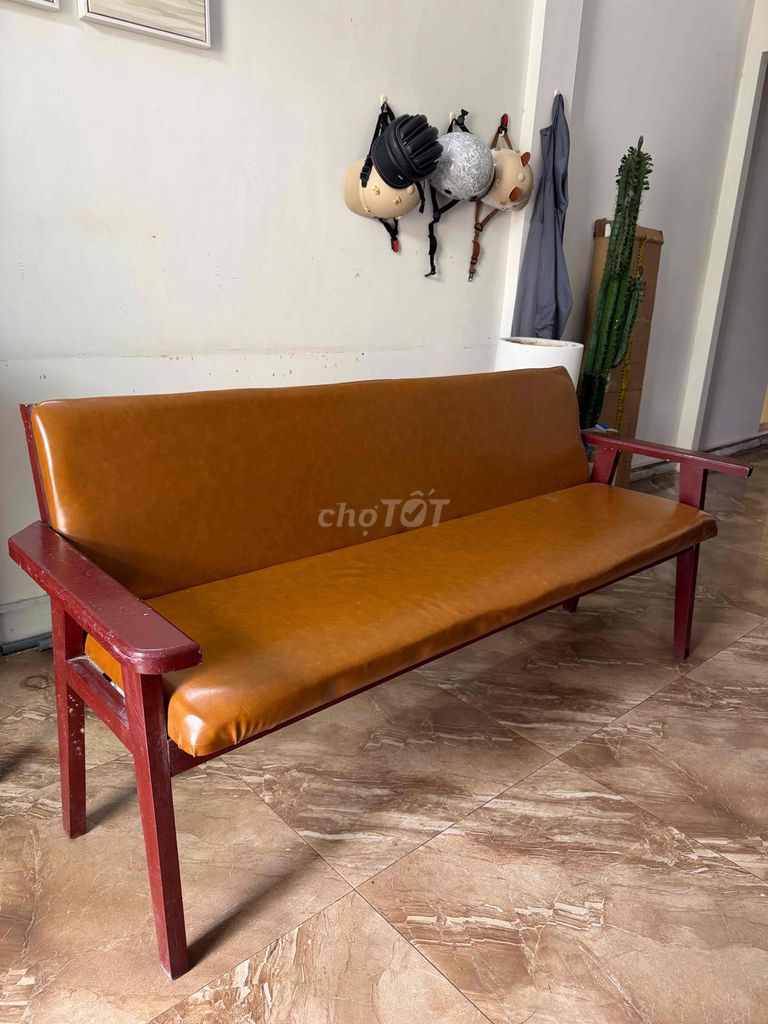 Ghế sofa và ghế đơn Gỗ, Da. Mua bán Bàn ghế tại Quận Phú Nhuận Tp Hồ Chí Minh được đăng bởi Thuỷ Phương hình 1