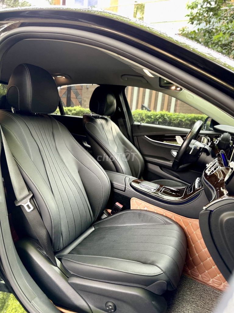 Merc E200 Exclusive 2022 bản đủ option V1 LƯỚT. Mua bán Ô tô tại Quận 8 Tp Hồ Chí Minh được đăng bởi Gon Nguyen hình 17
