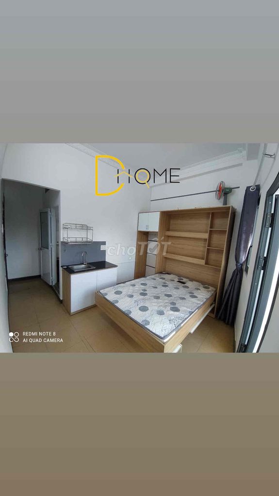 🏠 Комната с фасадом на набережную Хоанг Ша – балкон, полная мебель