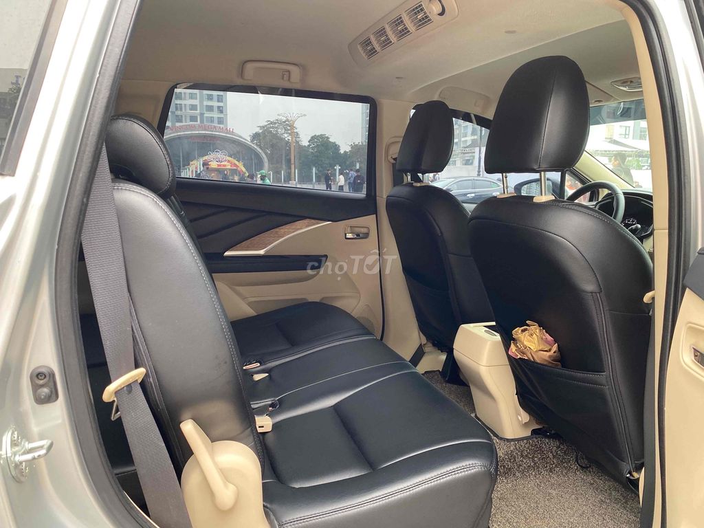 Mitsubishi Xpander Premium 2020 1.5AT - 91000 km. Mua bán Ô tô tại Quận Hai Bà Trưng Hà Nội được đăng bởi Văn Hậu hình 7