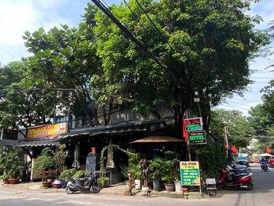 sang hoặc cho thuê toàn bộ
