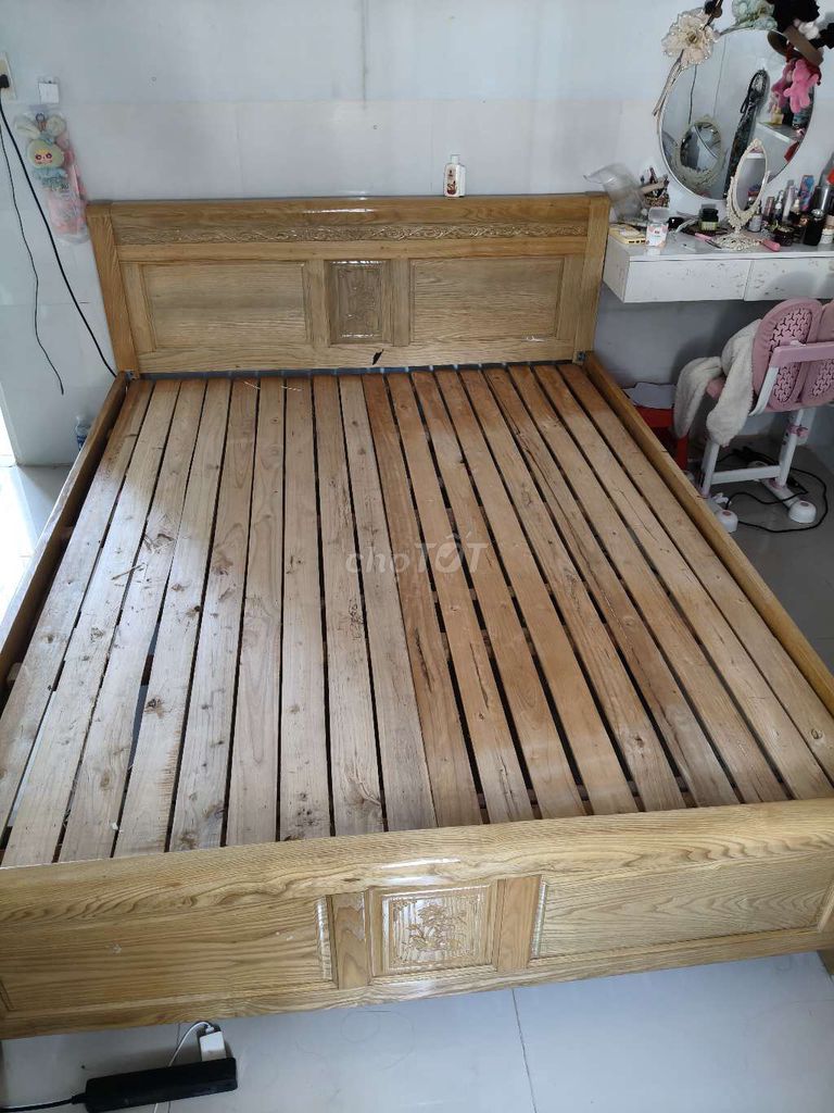 Giường ngủ gỗ tự nhiên 1m6x2m Như mới. Mua bán Giường, chăn ga gối nệm tại Thành phố Bà Rịa Bà Rịa - Vũng Tàu được đăng bởi Nguyễn Thanh Tuấn hình 1