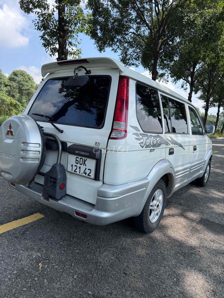 Mitsubishi Jolie 2002 photo 3