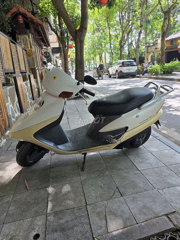 Bán Honda Spacy 2008 chính chủ màu trắng. Mua bán Xe máy tại Quận Tây Hồ Hà Nội được đăng bởi Ha hình 2