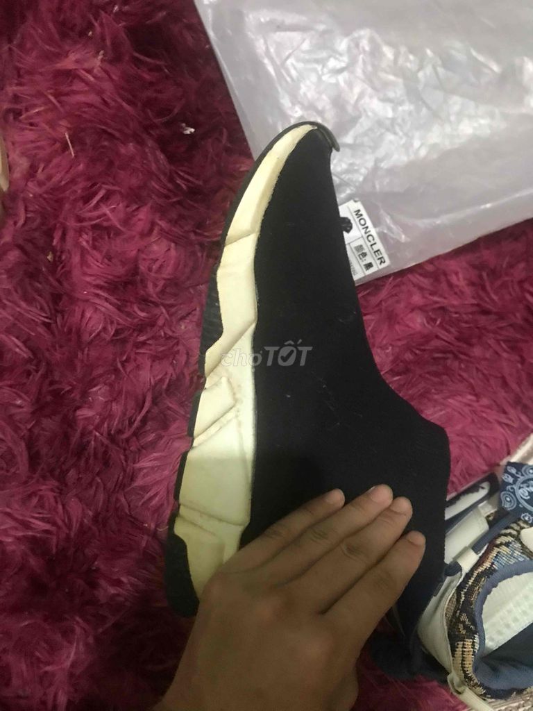 Giày thể thao Balenciaga Đen size 39. Mua bán Giày dép tại Huyện Văn Chấn Yên Bái được đăng bởi Văn Hà hình 1