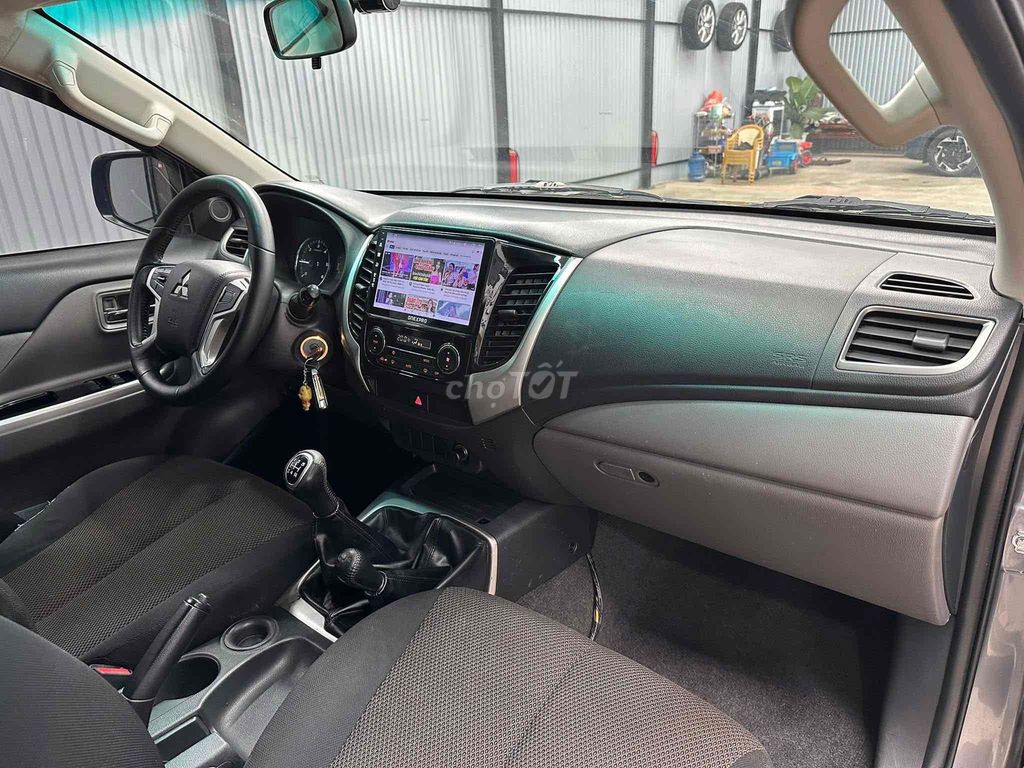 Mitsubishi Triton 2017 MT 2 cầu. Mua bán Ô tô tại Thành phố Buôn Ma Thuột Đắk Lắk được đăng bởi Hiếu Đắk Lắk hình 11