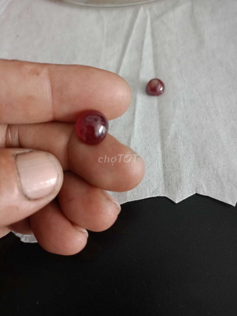 Ruby thiên nhiên màu Đỏ
