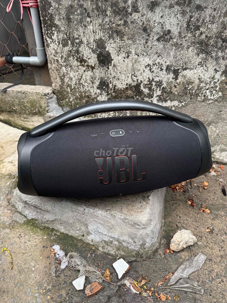 JBL bombox 3