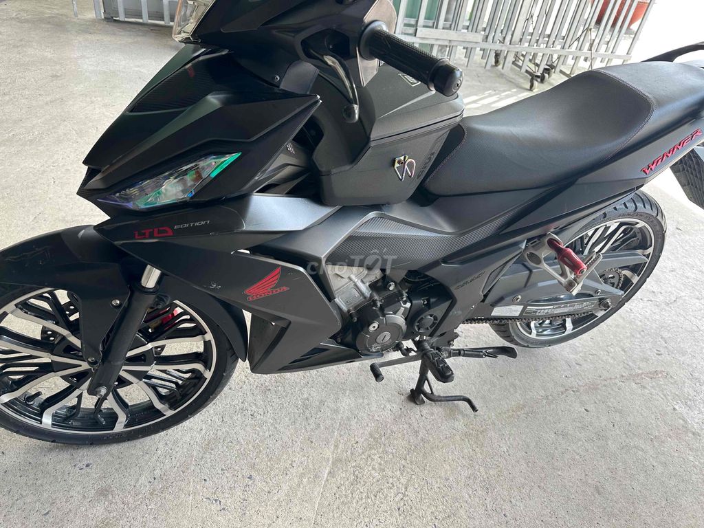 Bán xe chính chủ mua từ đầu. Mua bán Xe máy tại Huyện Bến Lức Long An được đăng bởi dũng trần hình 10