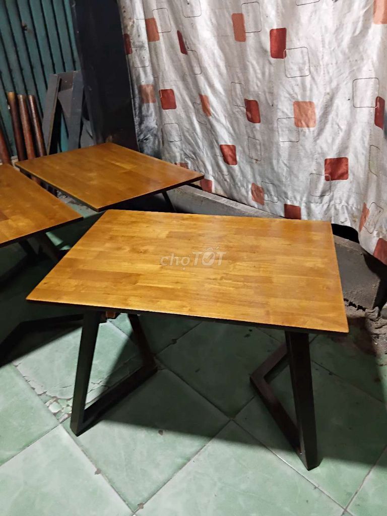 3c bàn sofa bằng gỗ,rất đẹp và mới. Mua bán Bàn ghế tại Quận Gò Vấp Tp Hồ Chí Minh được đăng bởi Bùi Văn Dũng hình 1