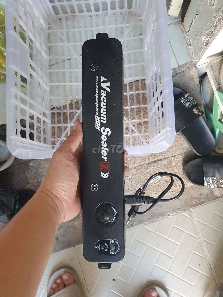 Máy hút chân không Vacuum Sealer Z Đen. Mua bán Bếp, lò, đồ điện nhà bếp tại Thành phố Thủ Đức Tp Hồ Chí Minh được đăng bởi Mẫn Đạt hình 1