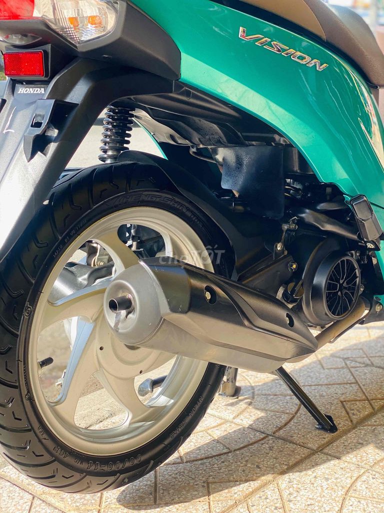 Vision 2020 khoá smarkey xe đẹp chuẩn zin 23k km✅. Mua bán Xe máy tại Quận Ninh Kiều Cần Thơ được đăng bởi Hiếu Xe máy Tân Liên Hưng 2 hình 17