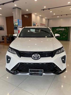 🚩FORTUNER LEGENDER MÁY DẦU♥️GIẢM TRỰC TIẾP 60TRIỆU. Mua bán Ô tô tại Thành phố Thủ Đức Tp Hồ Chí Minh được đăng bởi TOYOTA ĐÔNG SÀI GÒN
