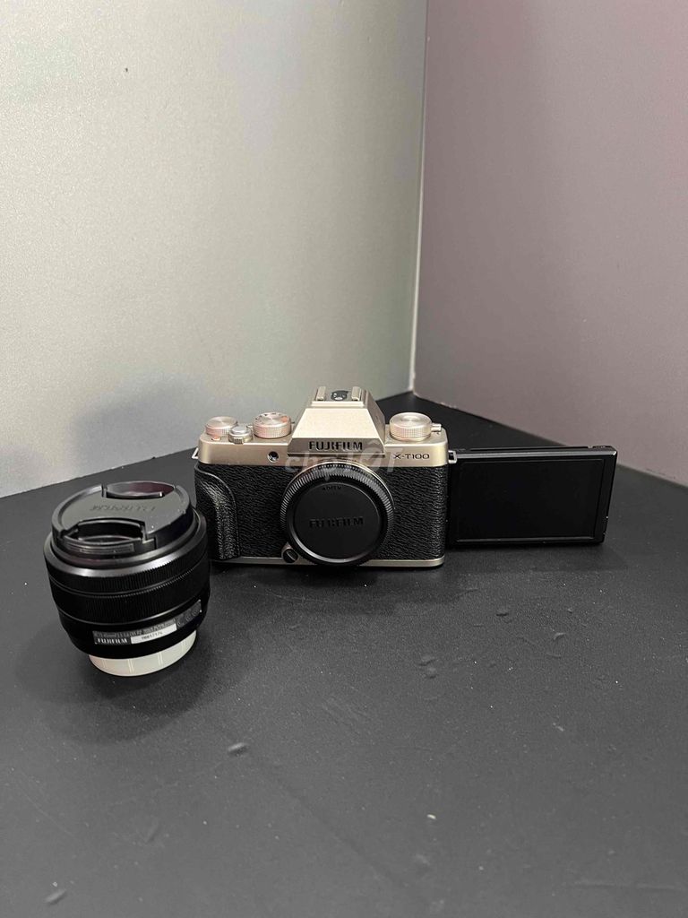 Máy ảnh Fujifilm XT100 Bạc Đen Đã sử dụng. Mua bán Máy ảnh, Máy quay tại Quận Gò Vấp Tp Hồ Chí Minh được đăng bởi Quang Minh Mobile  hình 1
