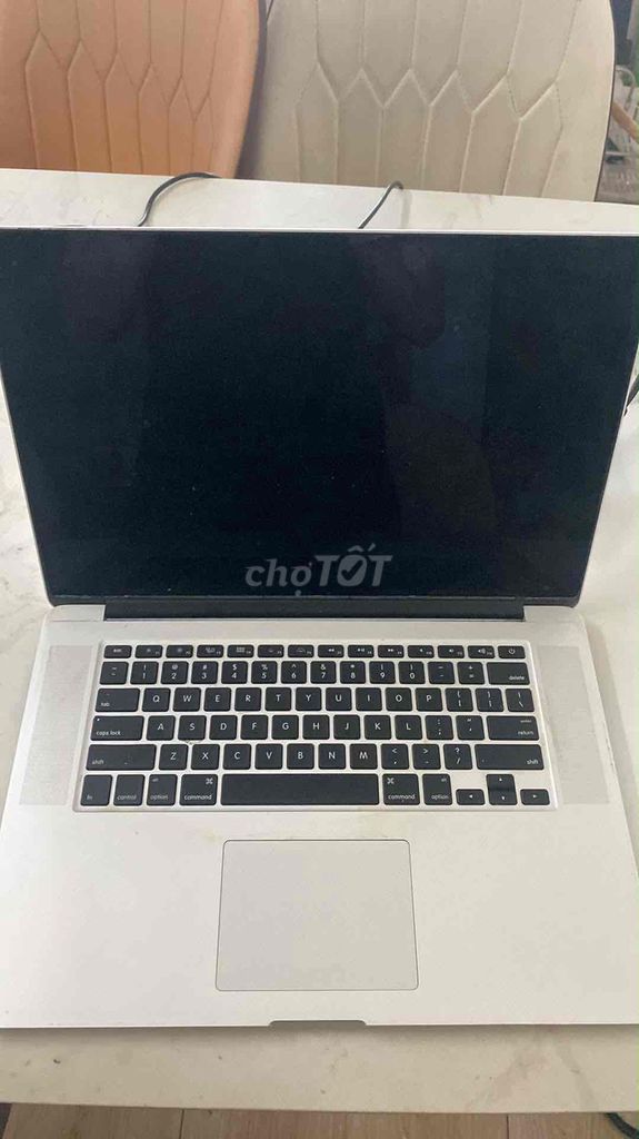 Apple MacBook Pro 2012 15 inch Bạc. Mua bán Laptop tại Quận Hoàng Mai Hà Nội được đăng bởi trang hình 1
