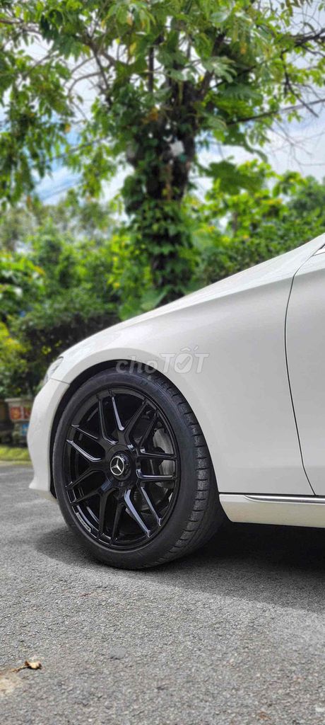 Mercedes Benz E Class 2017 E250 - 70000 km. Mua bán Ô tô tại Quận Gò Vấp Tp Hồ Chí Minh được đăng bởi Thức hình 5