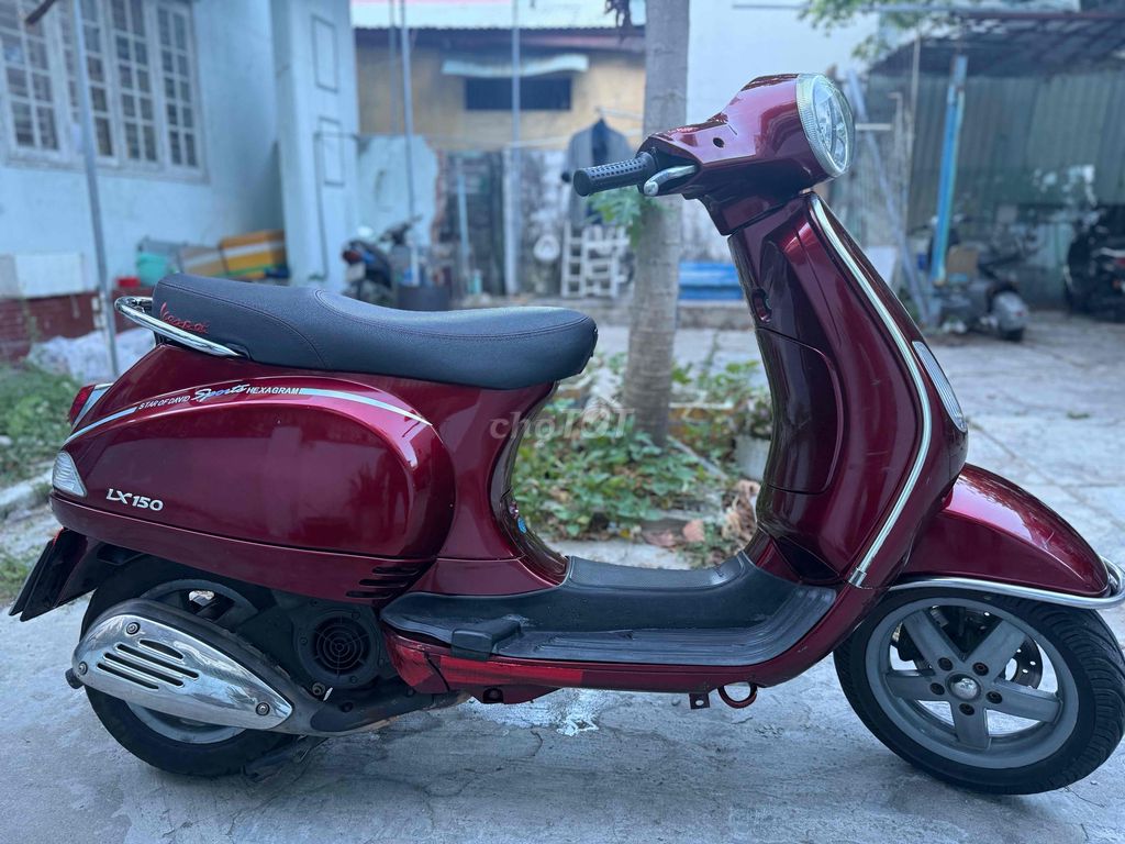 💕Vespa 150cc biển43, máy zin êm.. Mua bán Xe máy tại Quận Thanh Khê Đà Nẵng được đăng bởi Nhan Nguyen hình 4