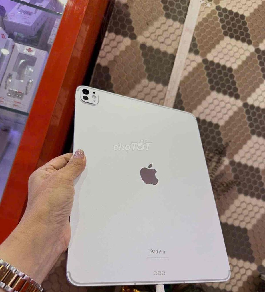 Apple iPad Pro M4 11 inch Wifi + 5G 512GB Trắng. Mua bán Máy tính bảng tại Quận 3 Tp Hồ Chí Minh được đăng bởi Nam Á Mobile hình 1