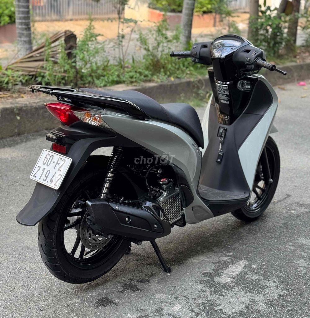 Honda SH 150i 2016 Xanh đen. Mua bán Xe máy tại Quận Gò Vấp Tp Hồ Chí Minh được đăng bởi CHXM 86 chuyên bán xe trả góp hình 5