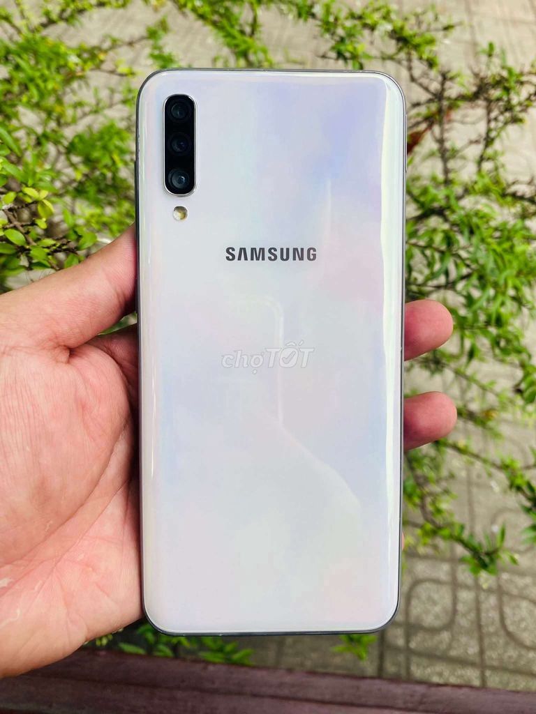 Pass Samsung A50 giá 1tr250k máy mượt, loa to rõ. Mua bán Điện thoại tại Thị xã Tân Uyên Bình Dương được đăng bởi Thanh Hiếu hình 1
