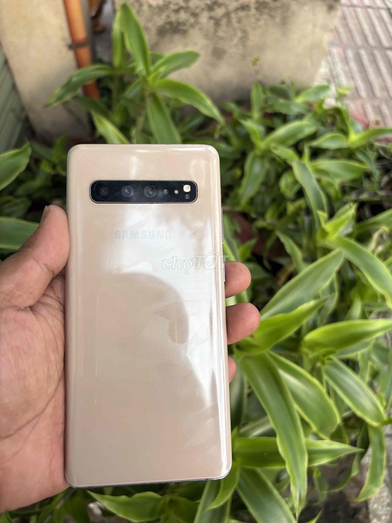samsung s10 plus. Giao lưu.. Mua bán Điện thoại tại Huyện Hóc Môn Tp Hồ Chí Minh được đăng bởi house hình 1