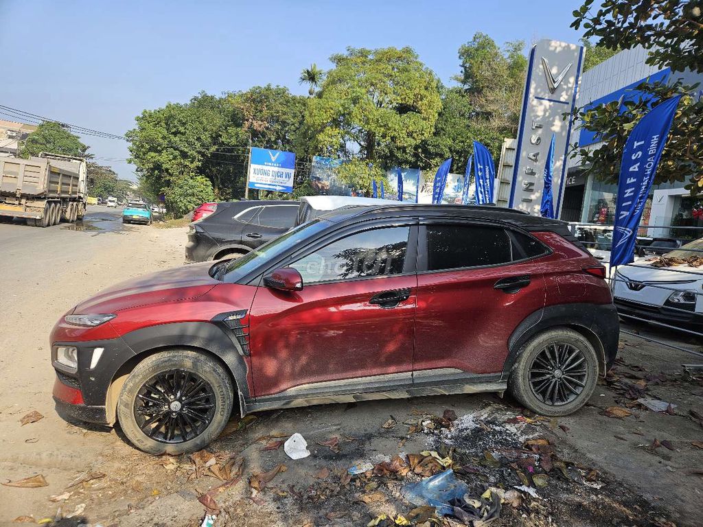 Hyundai Kona 2022 2.0 Tiêu Chuẩn 47010 km. Mua bán Ô tô tại Thành phố Hòa Bình Hòa Bình được đăng bởi Hoàng Trung Kiên hình 2