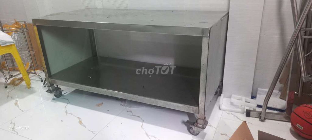 Bàn Inox 70cm x 150cm. Mua bán Bàn ghế tại Quận 8 Tp Hồ Chí Minh được đăng bởi Joan Hoàng hình 1