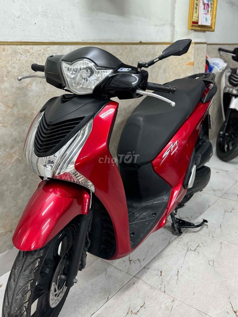 SH 125 đời 2014 đỏ đen mới kemg 43D1-097.42. Mua bán Xe máy tại Quận Sơn Trà Đà Nẵng được đăng bởi Minh Dũng bán trả góp 136 vân đồn  hình 5