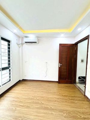 BÁN NHÀ TÂN MAI - 39M - HƠN 5 TỶ - 20M RA Ô TÔ. Mua bán nhà ở tại Quận Hoàng Mai Hà Nội được đăng bởi Thuận Tony