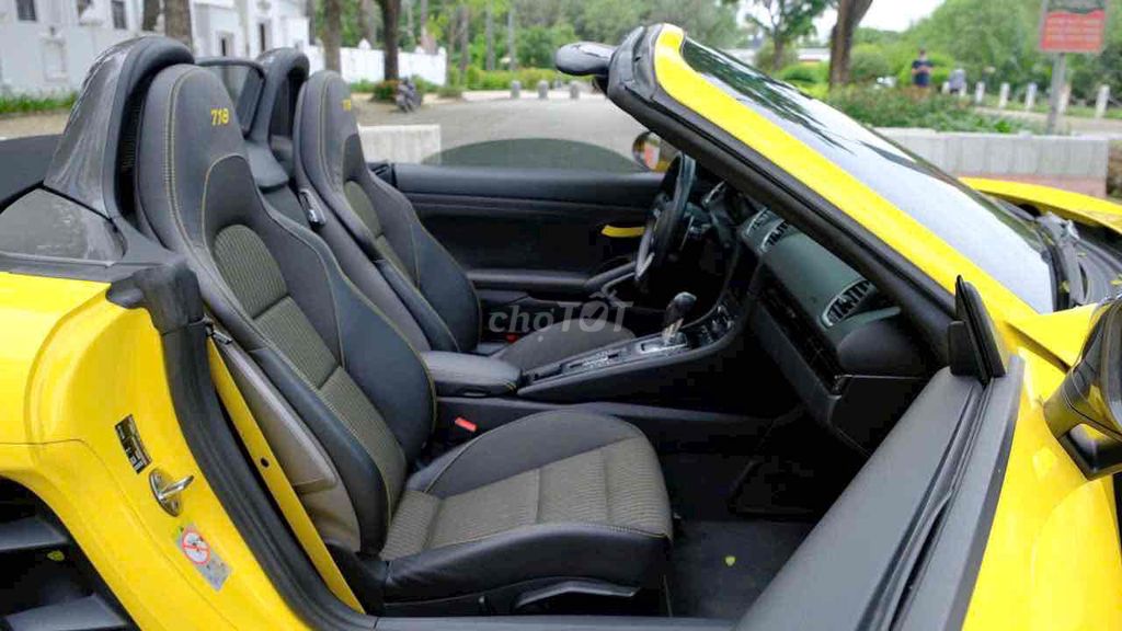 Cần Bán chiếc Porsche 718 Boxster T sx2021. Mua bán Ô tô tại Quận 7 Tp Hồ Chí Minh được đăng bởi Hoàng Trung hình 7