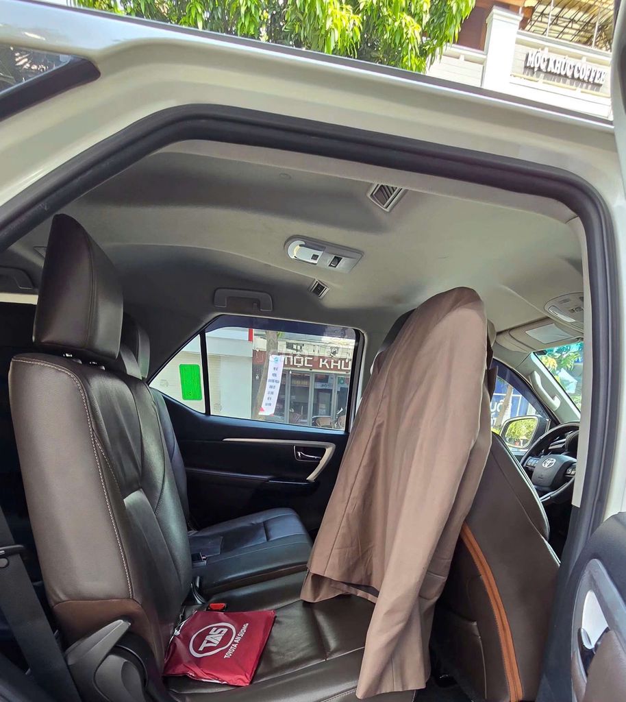 Toyota Fortuner 2019 2.4L trắng. Mua bán Ô tô tại Quận Gò Vấp Tp Hồ Chí Minh được đăng bởi PHẠM VIỆT hình 8