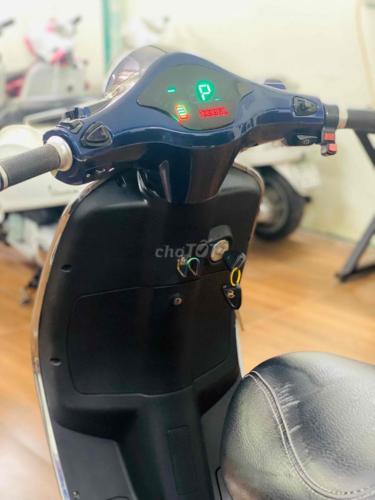 Vespa điện đời cao 2022 bình thay mới tinh 7-2025. Mua bán Xe điện tại Thành phố Nam Định Nam Định được đăng bởi Trung Đồ Cũ hình 3