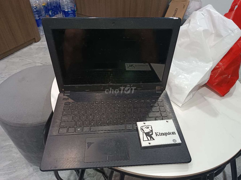 Laptop Asus X451C Đen hỏng + SSD 120GB. Mua bán Laptop tại Quận Đống Đa Hà Nội được đăng bởi Trần Nam hình 1