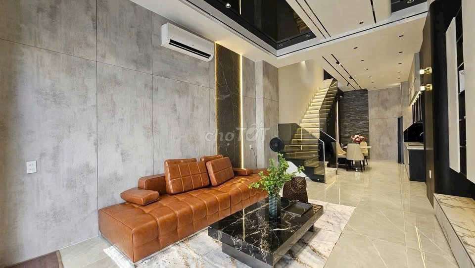 СУПЕРТОВАРЫ ДЛЯ ПРОДАЖИ КРАСИВЫХ НОВЫХ ТАУНХАУСОВ - HUNH TAN PAT - TAN MY WARD - РАЙОН 7