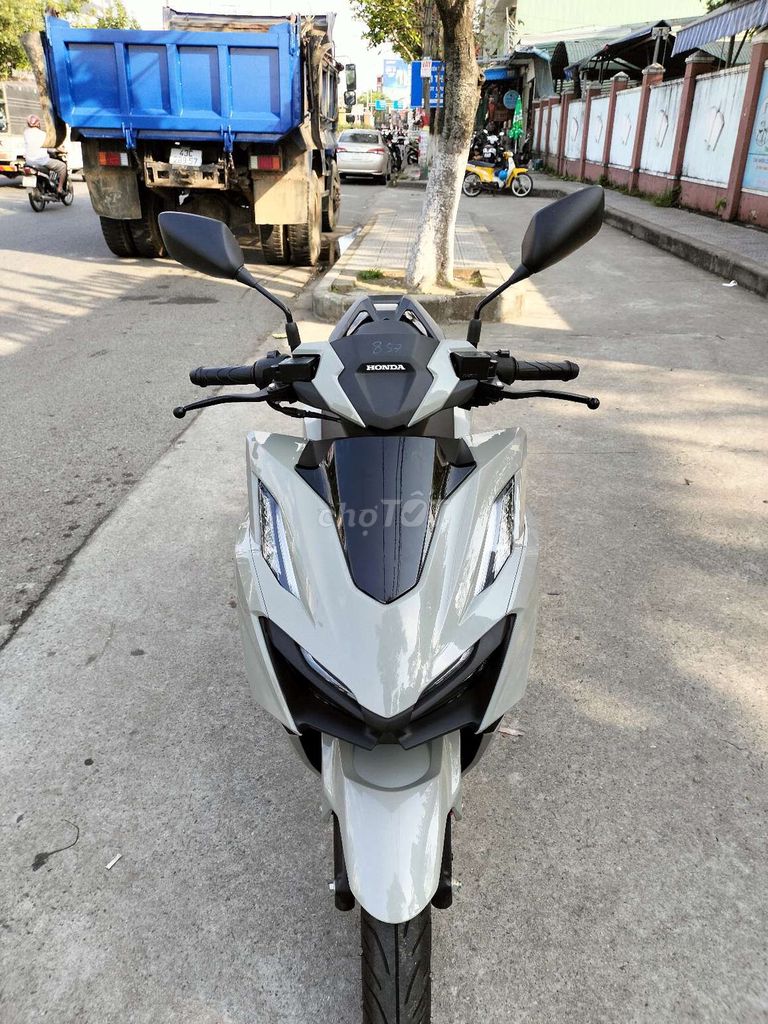 Vario 160 phanh abs chạy đúng 2 ngàn cây