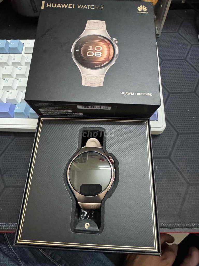 Huawei Watch 5 Vàng hồng 42mm. Mua bán Thiết bị đeo thông minh tại Quận Cẩm Lệ Đà Nẵng được đăng bởi Huawei Chính Hãng Đà Nẵng zz Mua và Bán Đồng Hồ Mới Cũ zz  hình 1