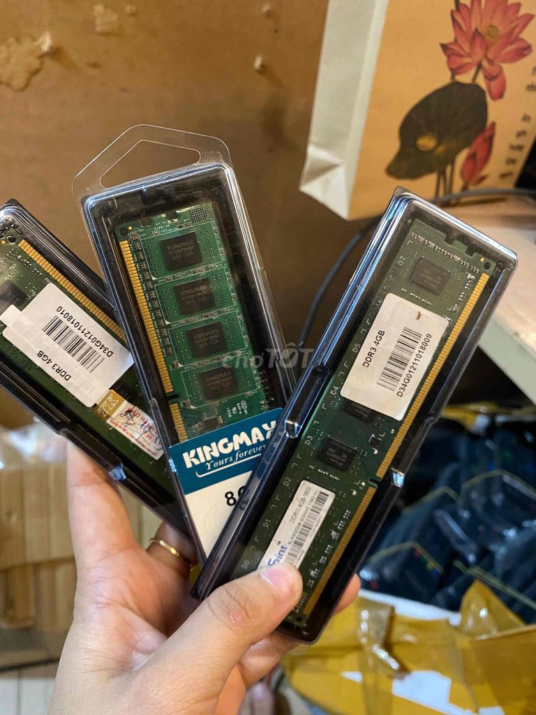 BÁN 3 CÂY RAM DDR3 4GB 200K