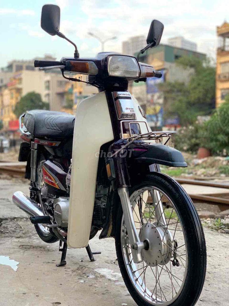 dream thái máy chất lươbf nóc còn chạy êm bốc. Mua bán Xe máy tại Huyện Thanh Trì Hà Nội được đăng bởi Phạm Khoa hình 3