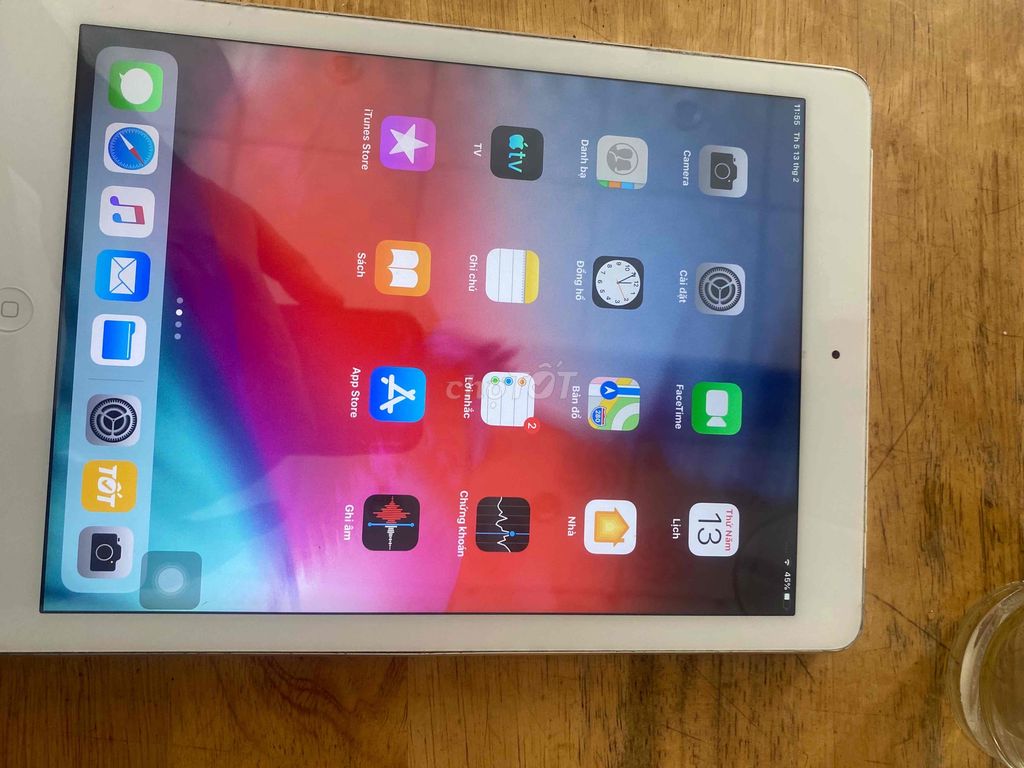 iPad Air đang sd OK bán cho ai cần