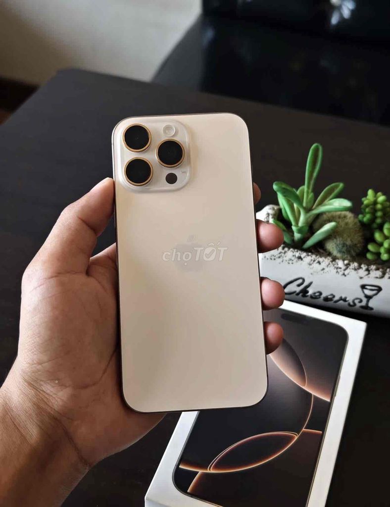 iPhone 16 Pro Max 256G Gold FULLBOX NEW APPLE 2026. Mua bán Điện thoại tại Quận 10 Tp Hồ Chí Minh được đăng bởi iStockHCM hình 1